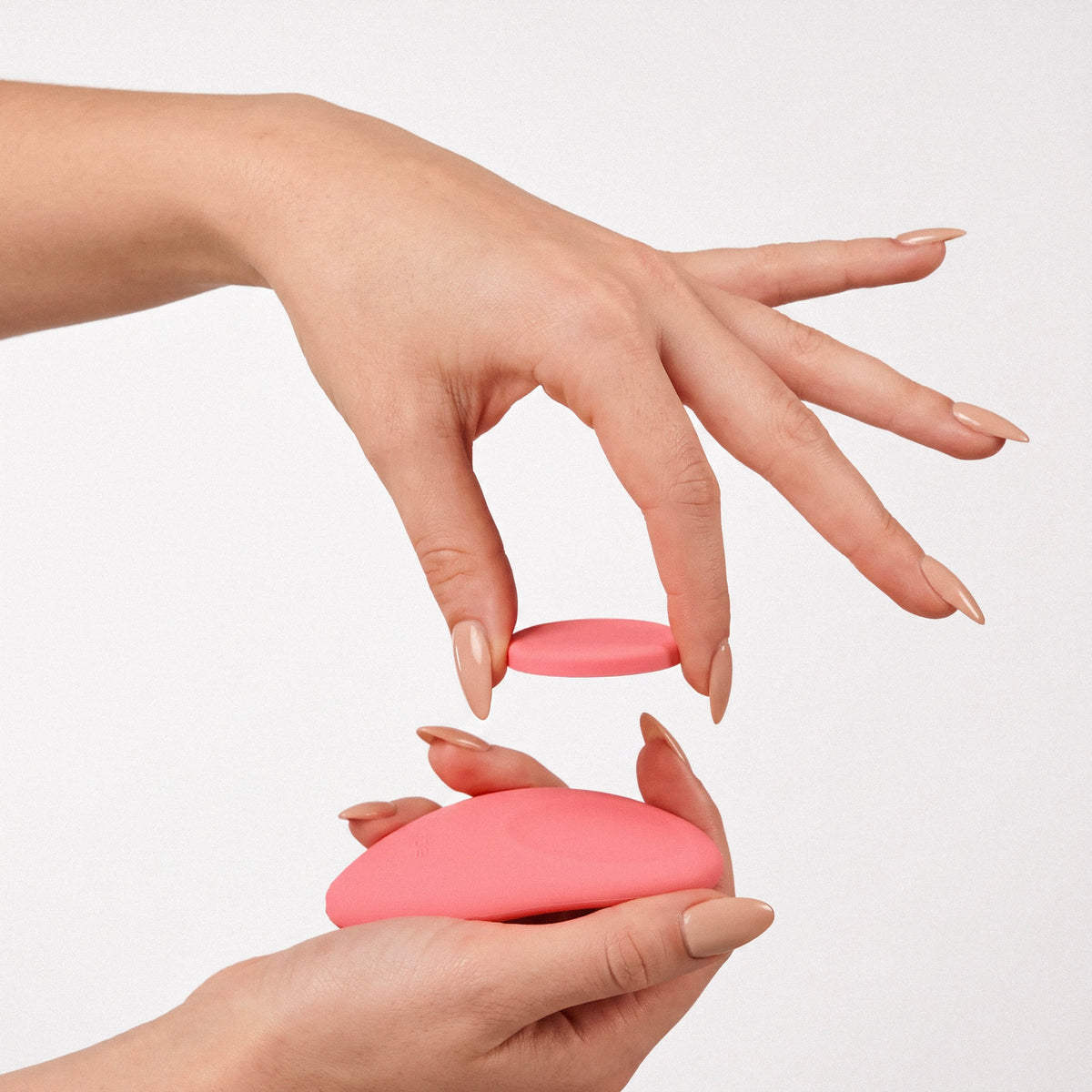 Je Joue ILY Panty Vibe wearable vibrator with remote – photo 4